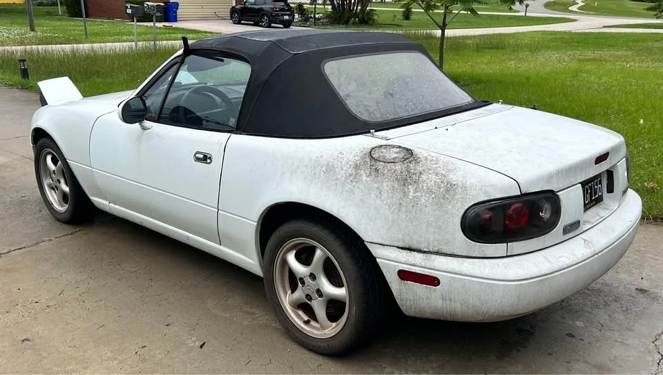 1995 Mazda NA MX-5 Miata - Image 2 of 3