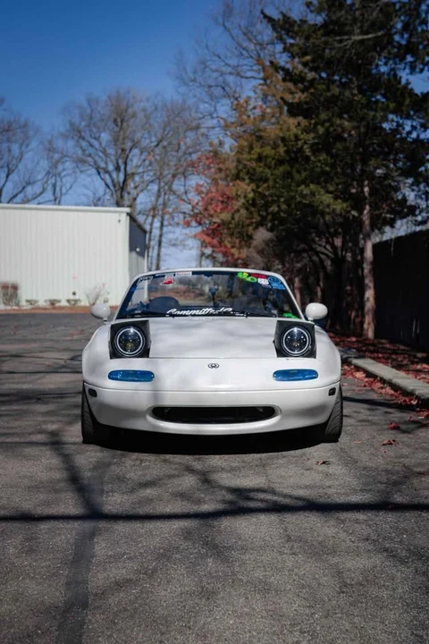 1995 Mazda NA MX-5 Miata - Image 2 of 11