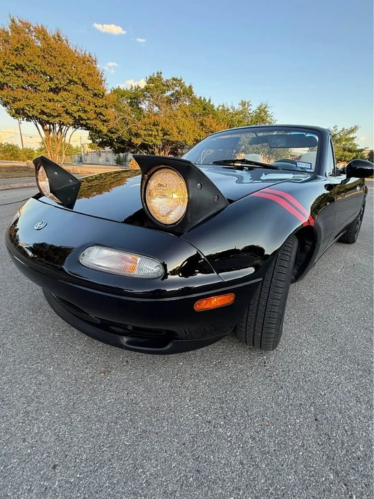1995 Mazda NA MX-5 Miata - Image 2 of 13
