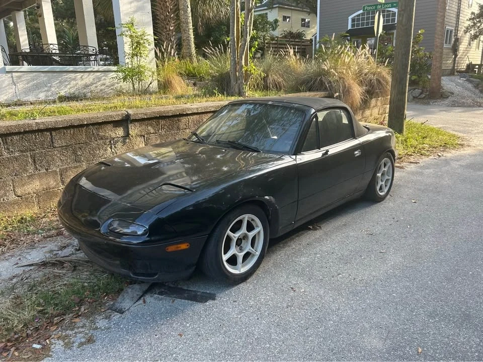 1995 Mazda NA MX-5 Miata - Image 17 of 18