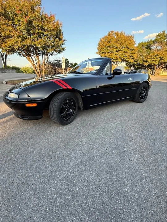 1995 Mazda NA MX-5 Miata - Image 5 of 13