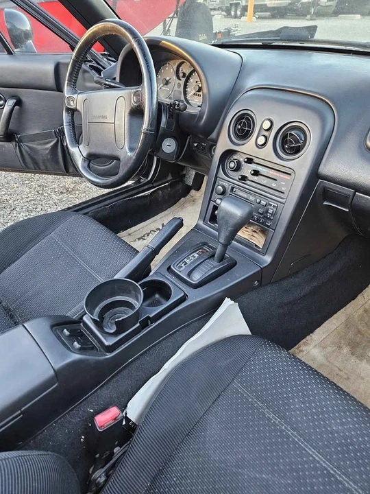 1995 Mazda NA MX-5 Miata - Image 6 of 20