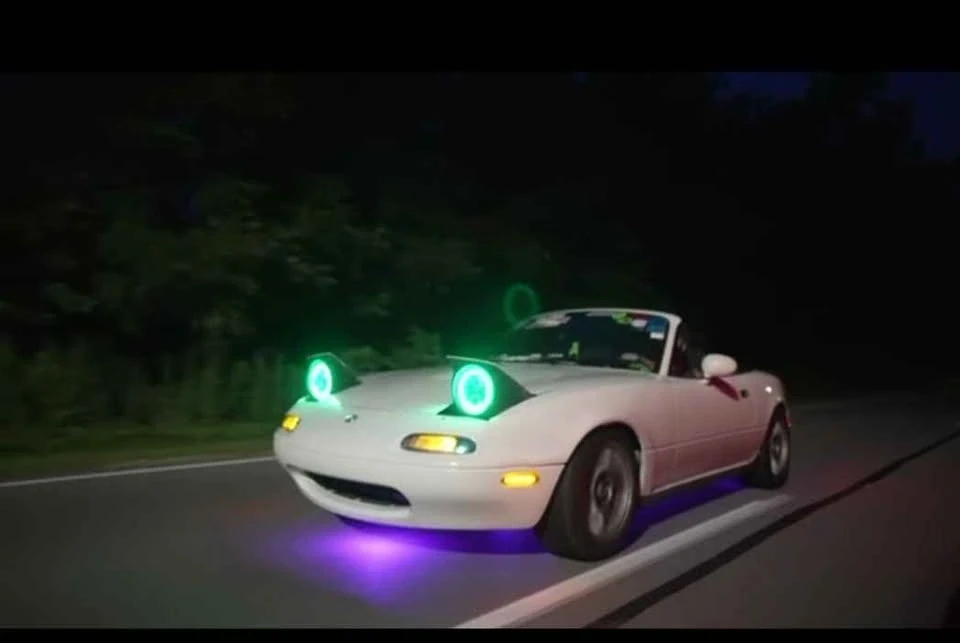 1995 Mazda NA MX-5 Miata - Image 9 of 11