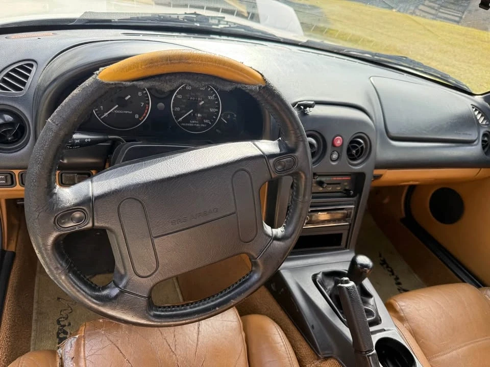 1995 Mazda NA MX-5 Miata - Image 7 of 15