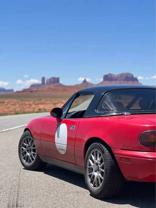 1995 Mazda NA MX-5 Miata - Image 5 of 18