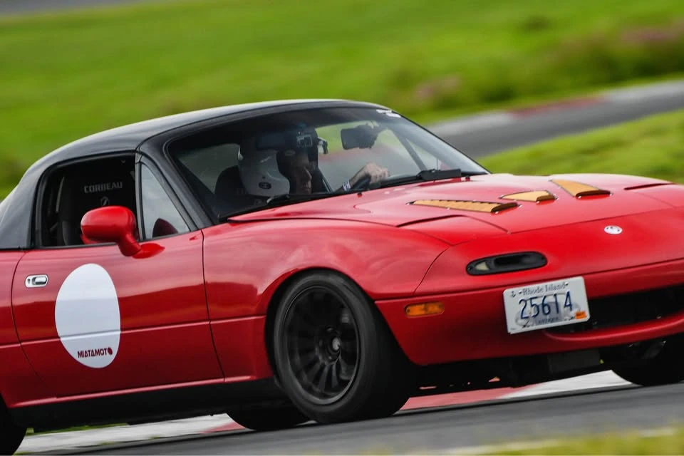 1995 Mazda NA MX-5 Miata - Image 2 of 18