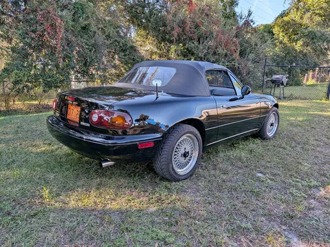 1995 Mazda MX-5 Miata Convertible