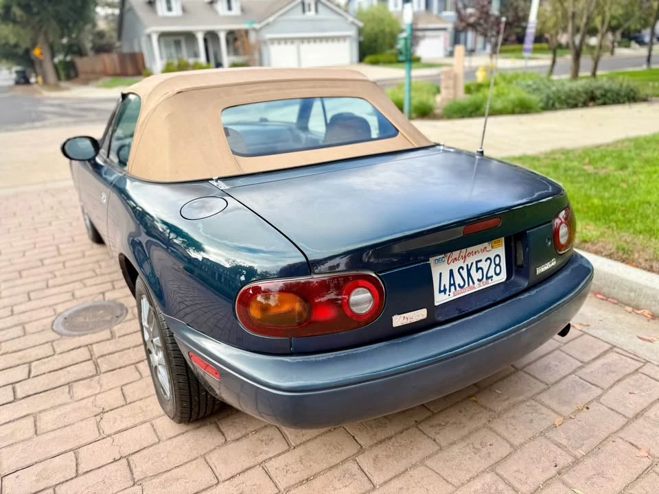 1995 Mazda NA MX-5 Miata - Image 8 of 14