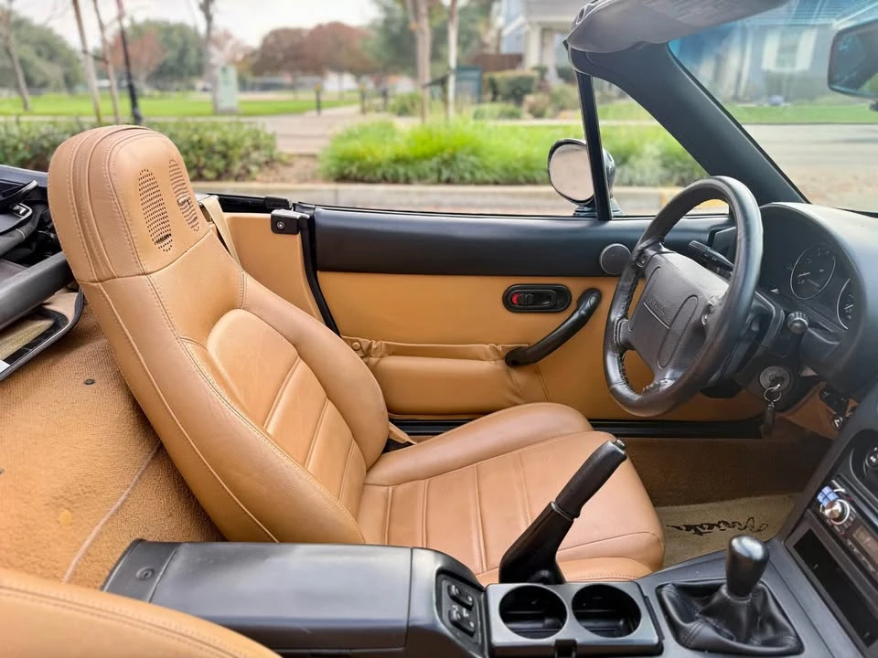 1995 Mazda NA MX-5 Miata - Image 12 of 14