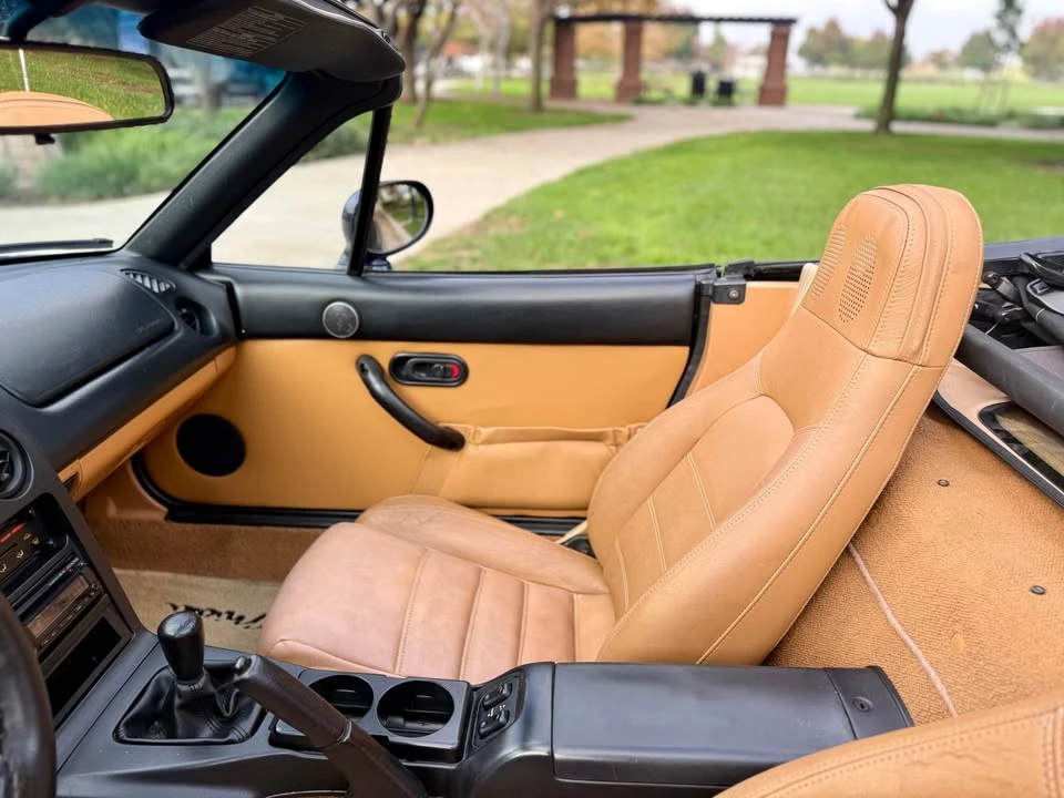 1995 Mazda NA MX-5 Miata - Image 13 of 14
