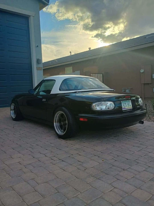 1995 Mazda NA MX-5 Miata - Image 7 of 20