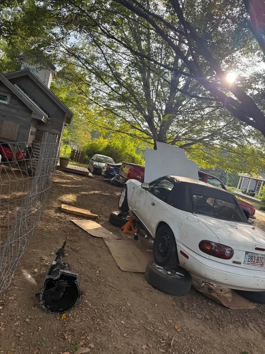 1995 Mazda NA MX-5 Miata - Image 3 of 4