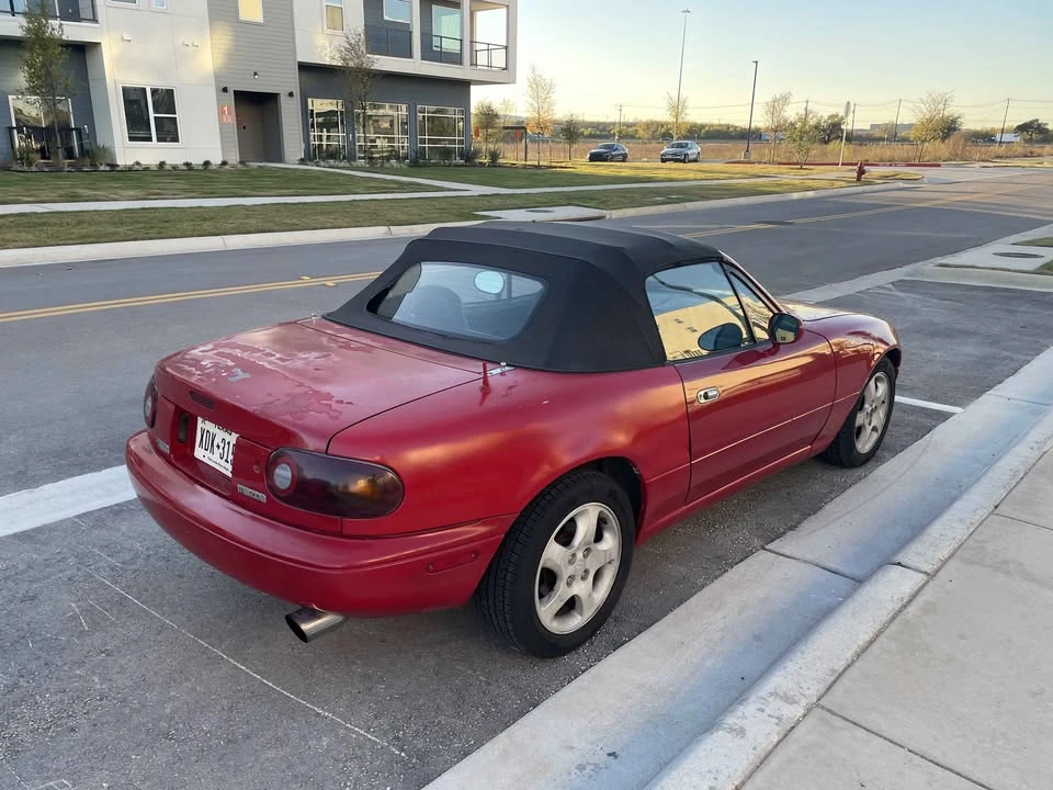1995 Mazda NA MX-5 Miata - Image 5 of 6