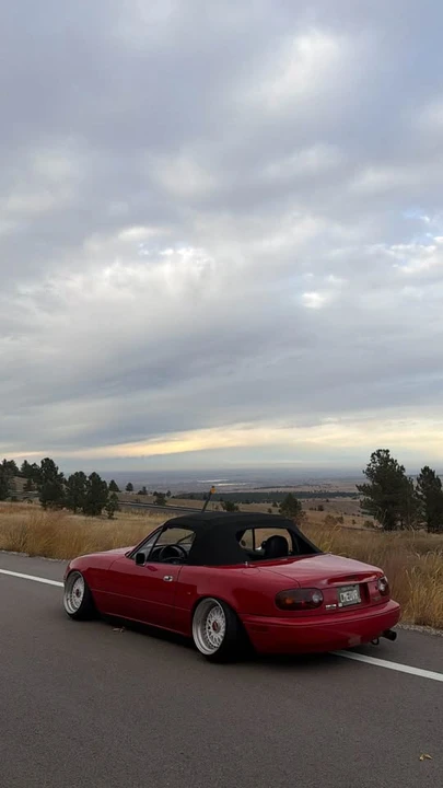 1995 Mazda NA MX-5 Miata - Image 2 of 3