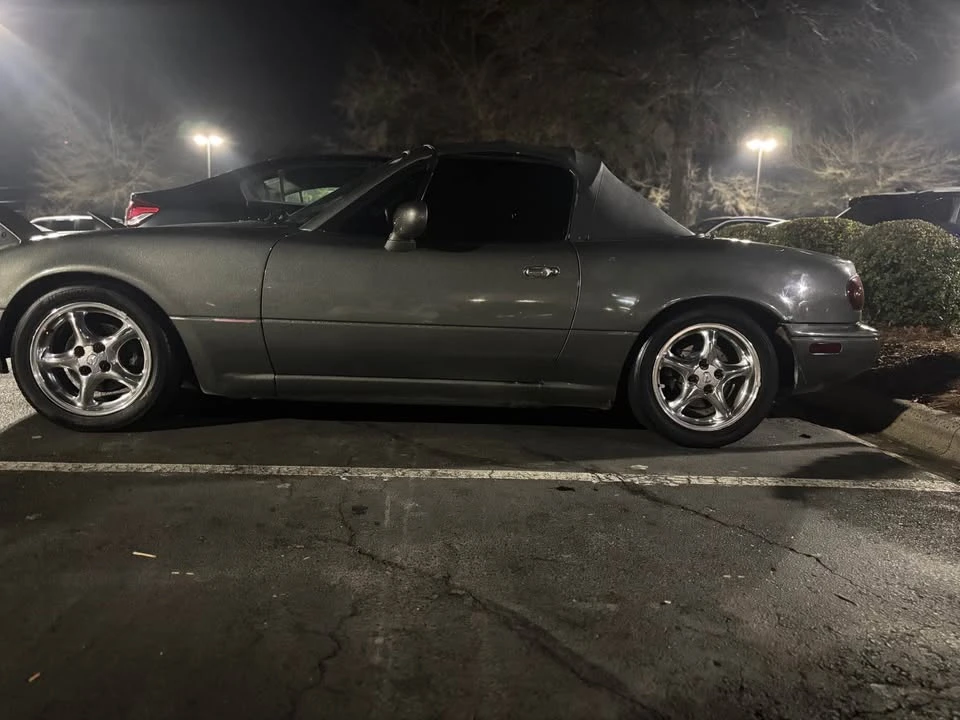 1995 Mazda NA MX-5 Miata - Image 7 of 9