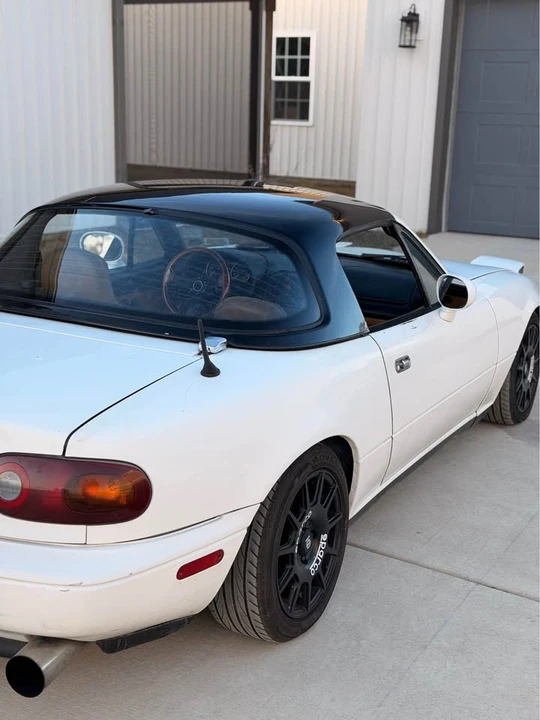1995 Mazda NA MX-5 Miata - Image 8 of 13