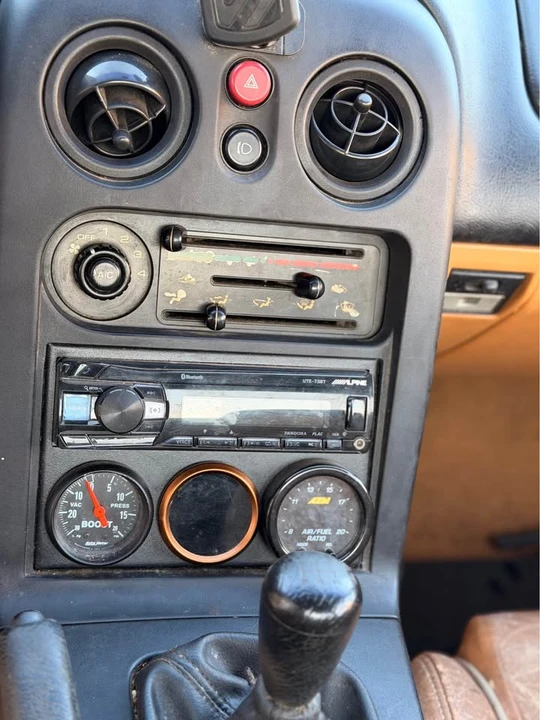 1995 Mazda NA MX-5 Miata - Image 12 of 13