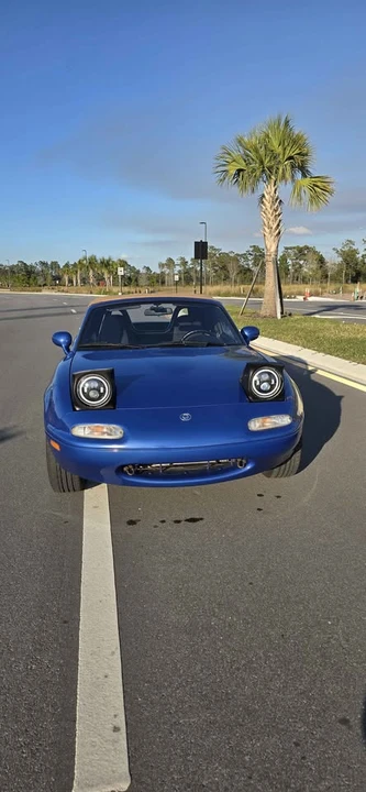 1995 Mazda NA MX-5 Miata - Image 6 of 11
