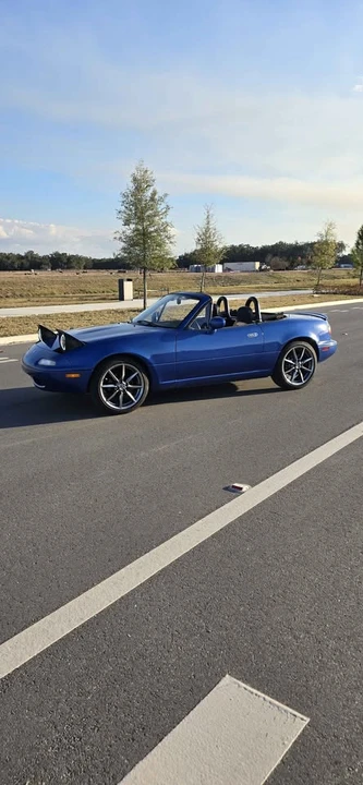 1995 Mazda NA MX-5 Miata - Image 9 of 11