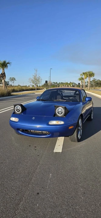 1995 Mazda NA MX-5 Miata - Image 2 of 11