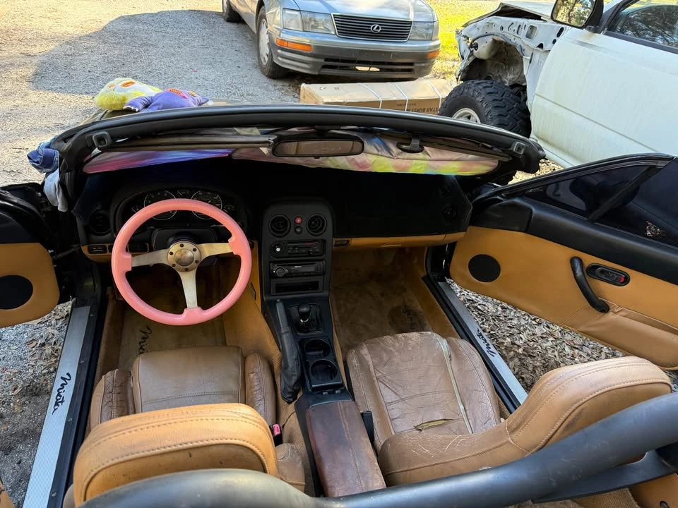 1995 Mazda NA MX-5 Miata - Image 14 of 19
