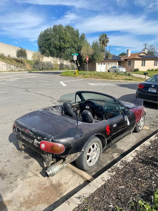 1995 Mazda NA MX-5 Miata - Image 2 of 4