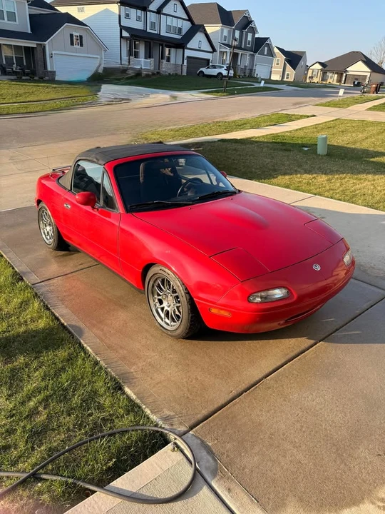 1995 Mazda NA MX-5 Miata - Image 2 of 20