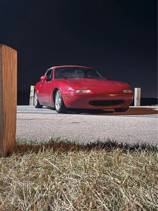 1995 Mazda NA MX-5 Miata - Image 2 of 10