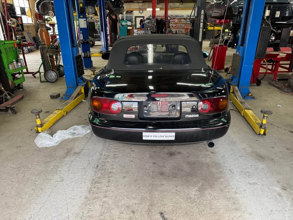 1995 Mazda NA MX-5 Miata - Image 3 of 6
