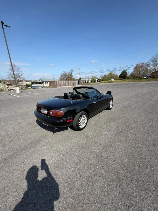 1995 Mazda NA MX-5 Miata - Image 9 of 20