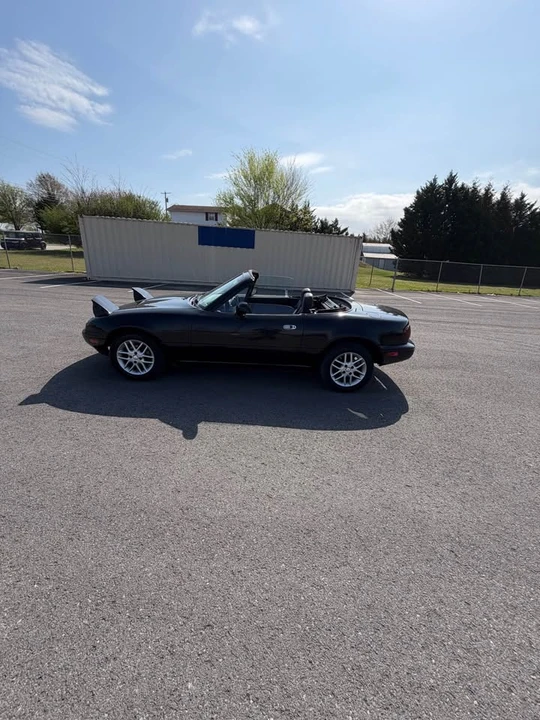 1995 Mazda NA MX-5 Miata - Image 7 of 20