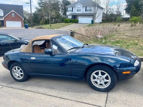 1995 Mazda MX-5 Miata Convertible