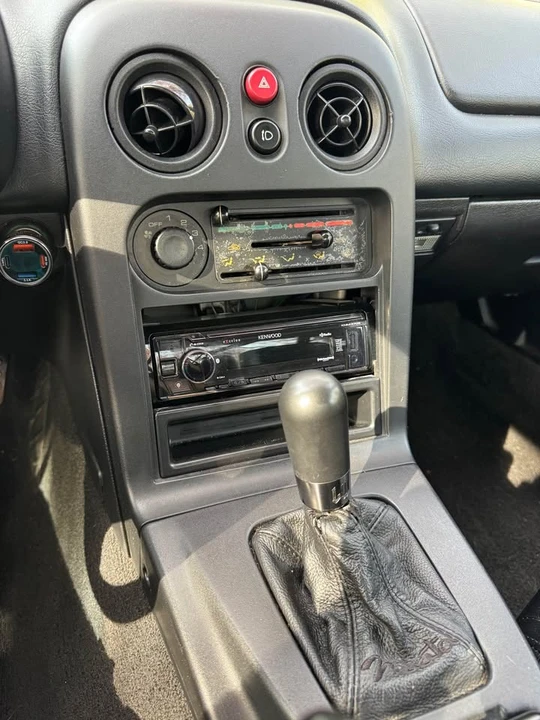 1995 Mazda NA MX-5 Miata - Image 17 of 20