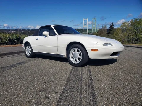 1995 Mazda MX-5 Miata Convertible