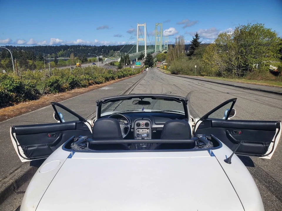 1995 Mazda NA MX-5 Miata - Image 8 of 10