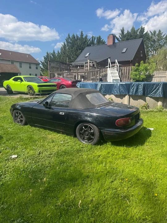 1995 Mazda NA MX-5 Miata - Image 2 of 11