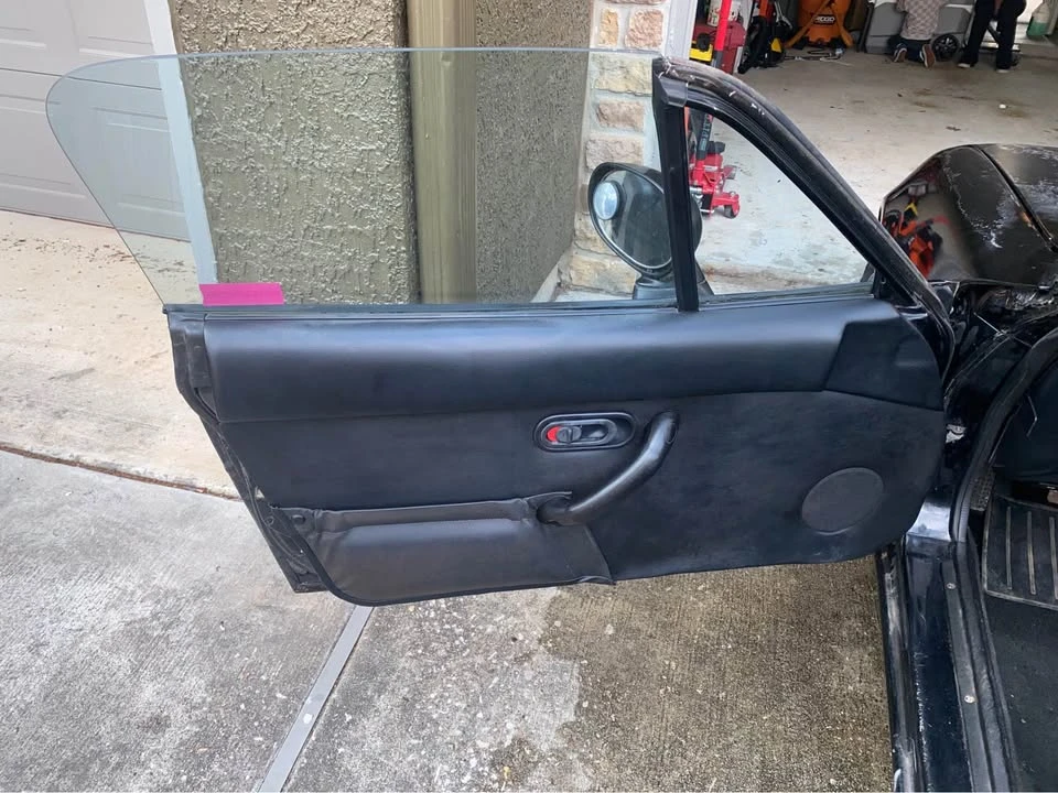 1995 Mazda NA MX-5 Miata - Image 8 of 10