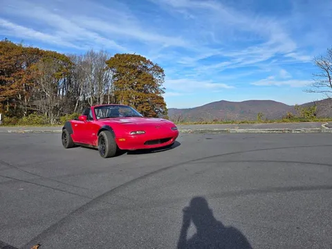 1995 Mazda MX-5 Miata Convertible 2D