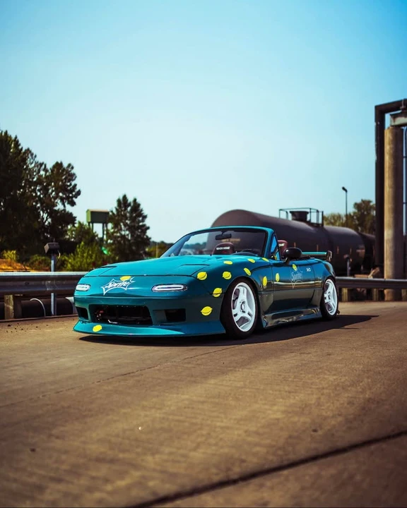 1995 Mazda NA MX-5 Miata - Image 2 of 7