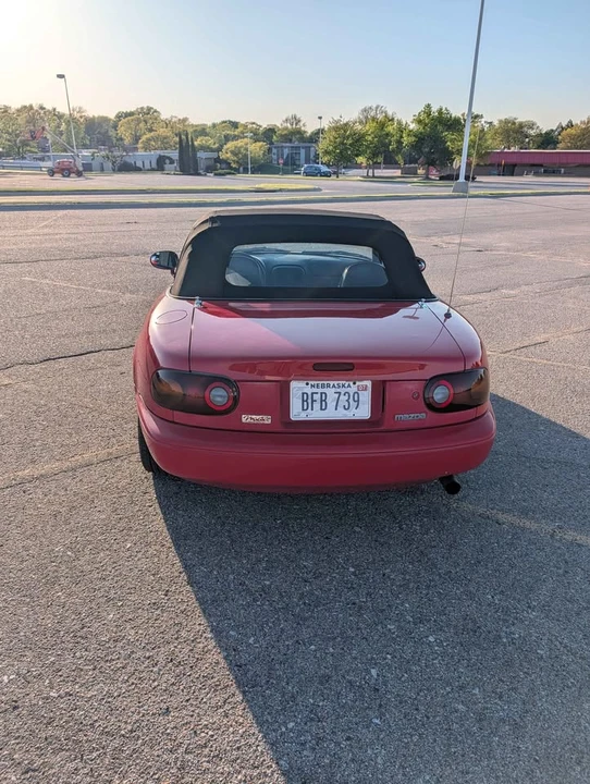 1995 Mazda NA MX-5 Miata - Image 5 of 9