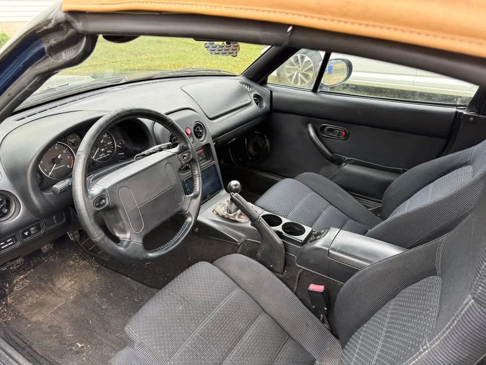 1995 Mazda NA MX-5 Miata - Image 3 of 5