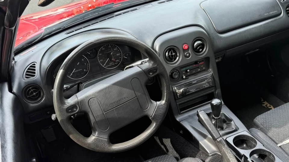 1995 Mazda NA MX-5 Miata - Image 7 of 10