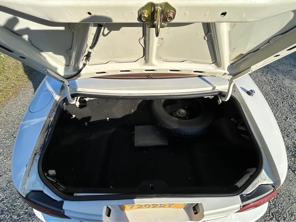1995 Mazda NA MX-5 Miata - Image 14 of 19