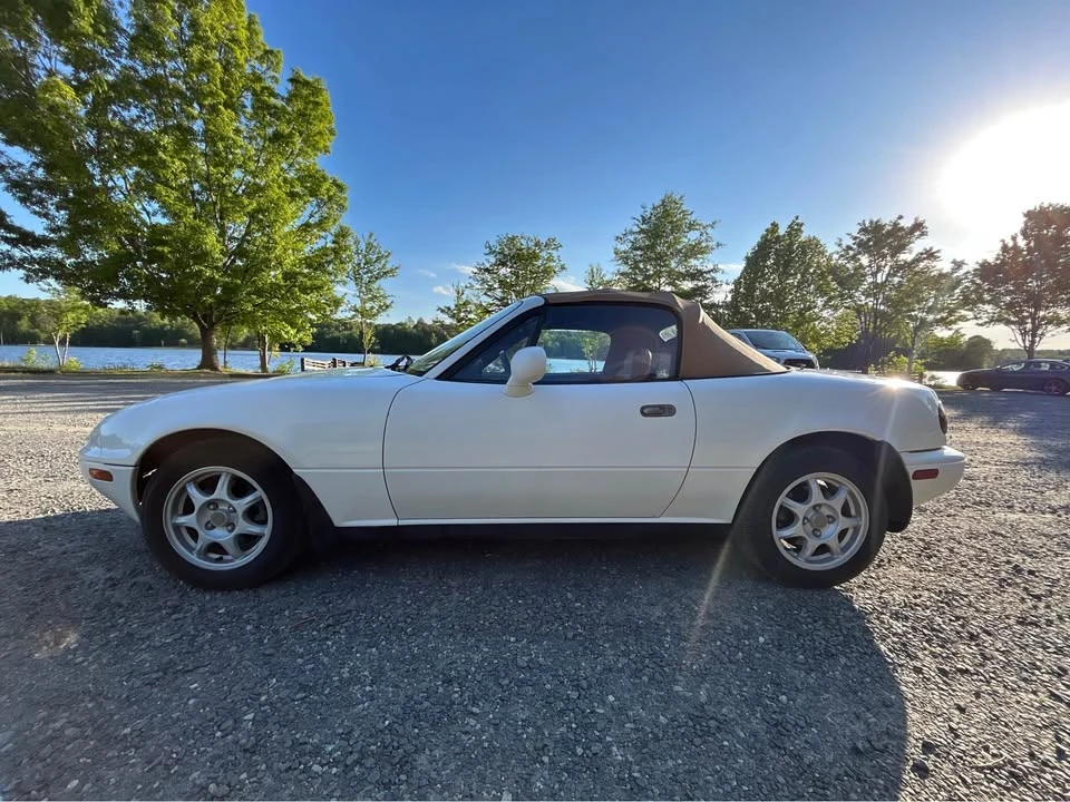 1995 Mazda NA MX-5 Miata - Image 6 of 19