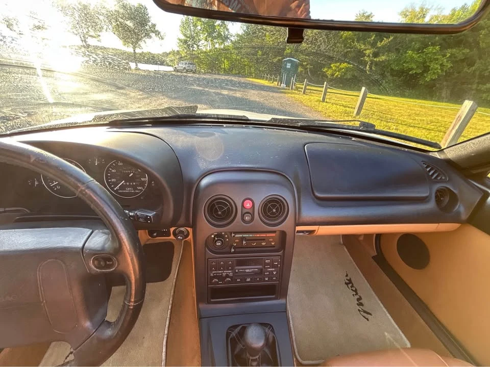 1995 Mazda NA MX-5 Miata - Image 11 of 19