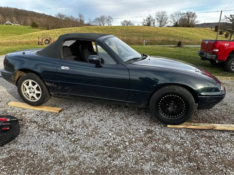 1995 Mazda NA MX-5 Miata - Image 4 of 15
