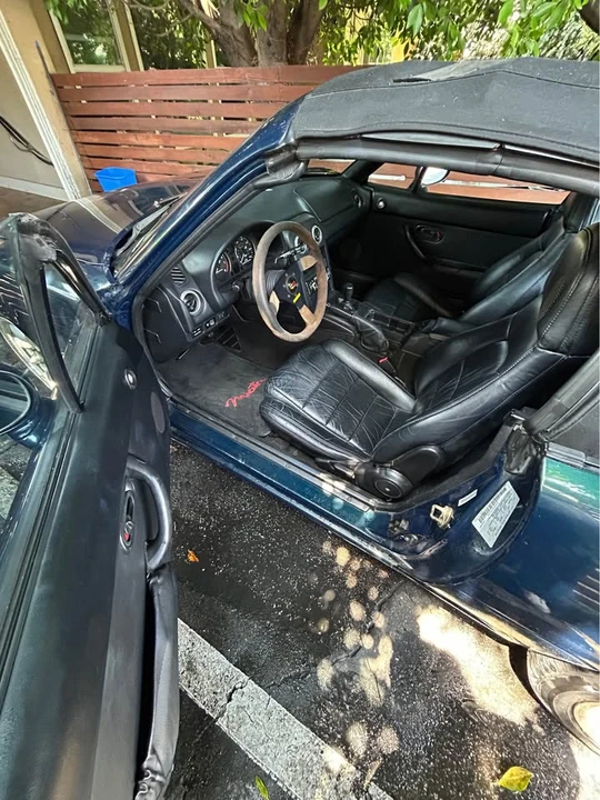 1995 Mazda NA MX-5 Miata - Image 4 of 16