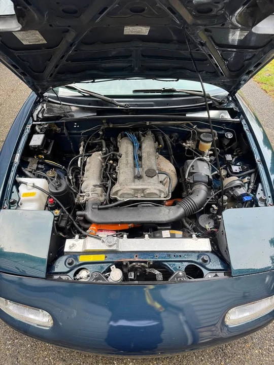 1995 Mazda NA MX-5 Miata - Image 8 of 15