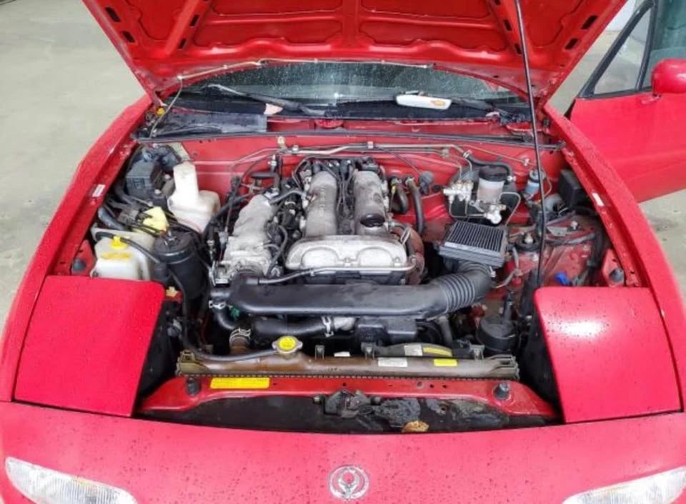 1995 Mazda NA MX-5 Miata - Image 8 of 9