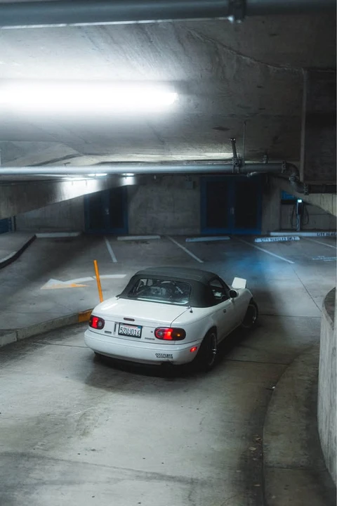 1995 Mazda NA MX-5 Miata - Image 9 of 14